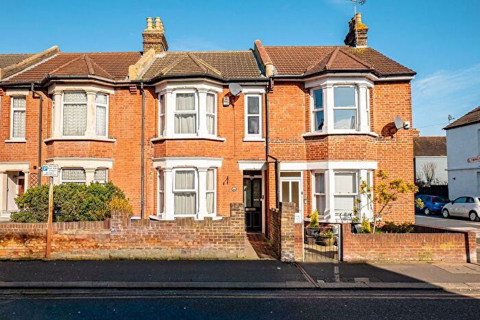 3 Bedroom Terraced House For Sale In Rectory Grove, Leigh-On-Sea, SS9