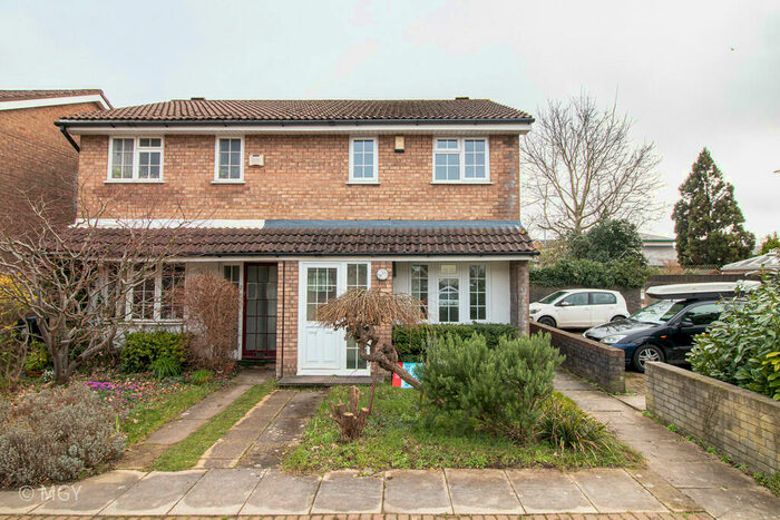 3 Bedroom Semi-Detached House To Rent In Kirkby Court, Atlantic Wharf, Cardiff, CF10