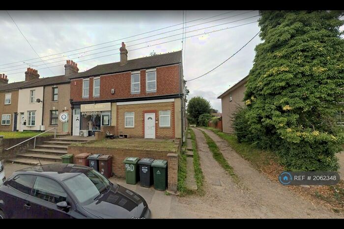 Studio To Rent In Main Road, Sutton At Hone, Dartford, DA4