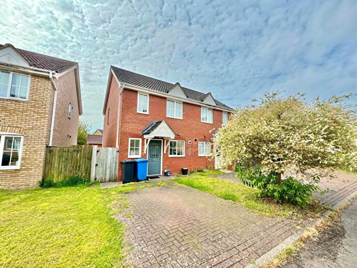 2 Bedroom House To Rent In Tizzick Close, Three Score, Norwich, NR5