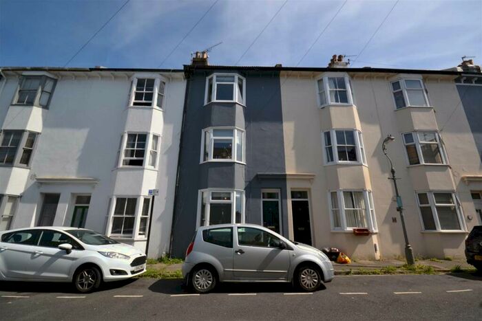 4 Bedroom Terraced House To Rent In St Martins Place, Brighton, BN2