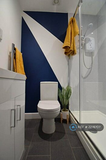 2 Bedroom Flat To Rent In Dalton Street, Cardiff, CF24