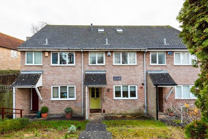 3 Bedroom Terraced House To Rent In Quarry Hollow, Headington, OX3