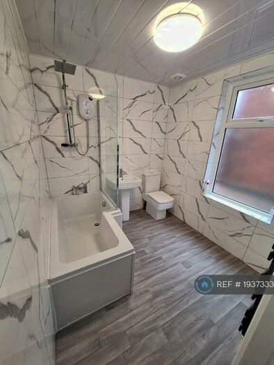 1 Bedroom Flat To Rent In Chorley Old Road, Bolton, BL1