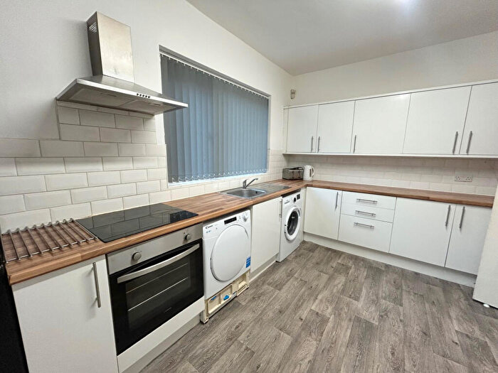 5 Bedroom Terraced House To Rent In Ferndale Road, Liverpool, L15