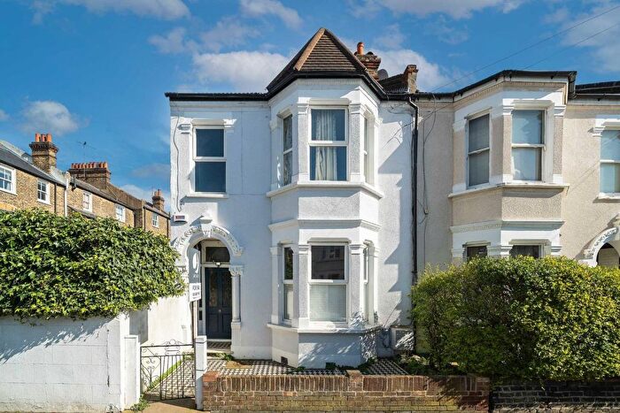 4 Bedroom Property For Sale In Blakemore Road, Streatham, SW16
