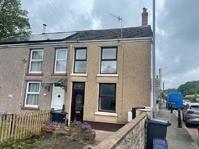 3 Bedroom Semi-Detached House To Rent In Heol Twrch, Lower Cwmtwrch, Swansea., SA9