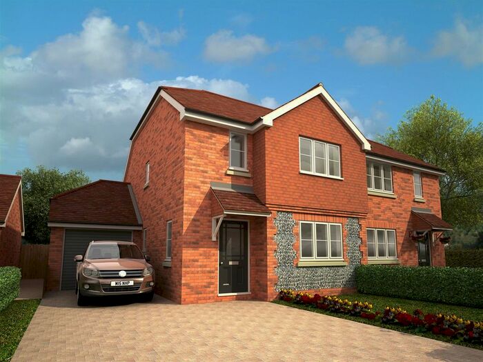 3 Bedroom Semi-Detached House For Sale In Leverick Place, Ash, Canterbury, CT3