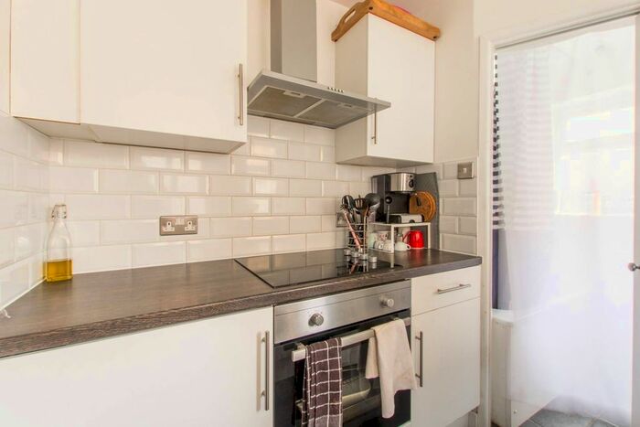 2 Bedroom Property To Rent In Morley Avenue, Wood Green, Wood Green, London, N22