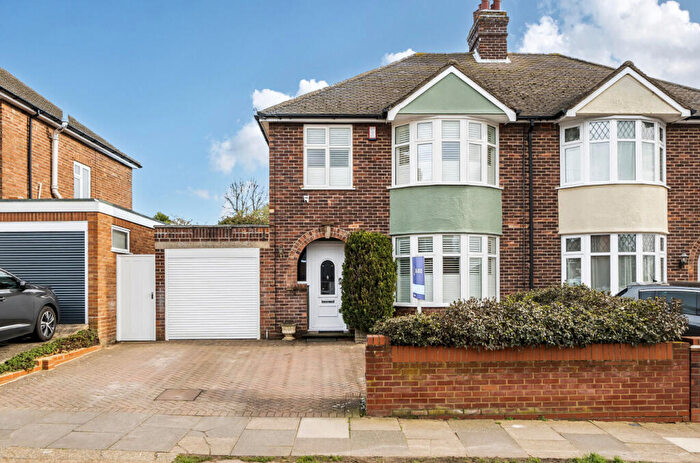 3 Bedroom Semi Detached House For Sale In Highfield Road, Ipswich, Suffolk, IP1