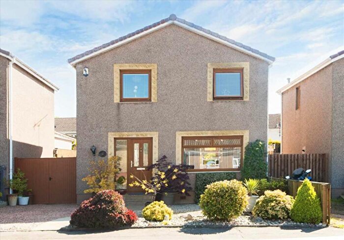 3 Bedroom Detached Villa For Sale In Pentland Rise, Dalgety Bay, KY11