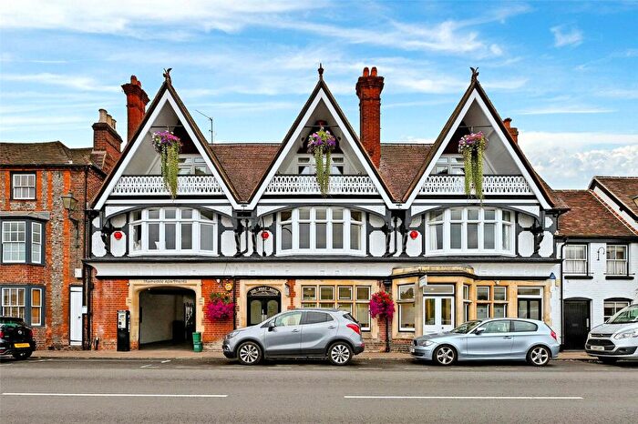 1 Bedroom Apartment To Rent In Thameside, Henley-on-Thames, Oxfordshire, RG9