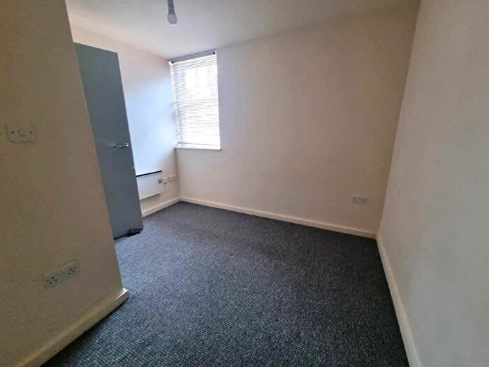 2 Bedroom Flat For Sale In Fore Street, Ipswich, IP4