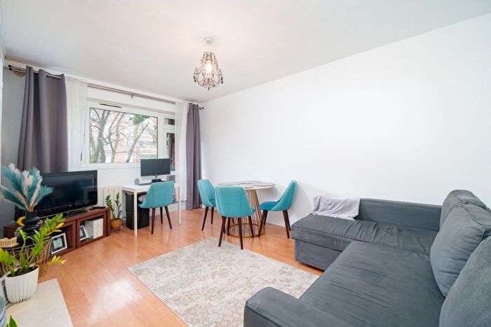 1 Bedroom Flat For Sale In Lowder House, Wapping Lane, London, E1W