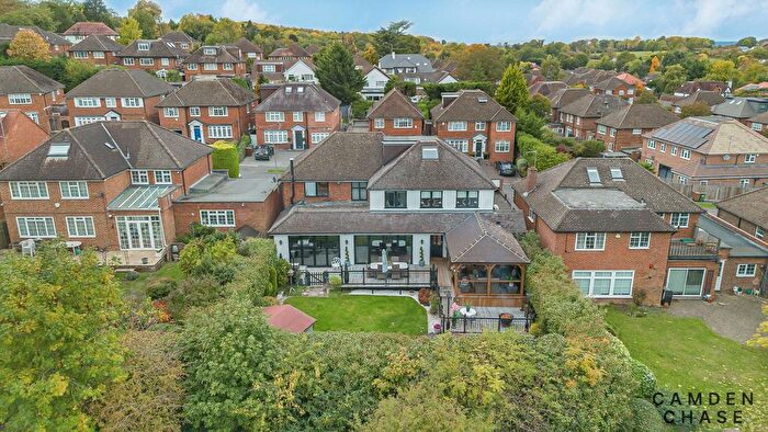5 Bedroom Detached House For Sale In Hartfield Avenue, Elstree, WD6
