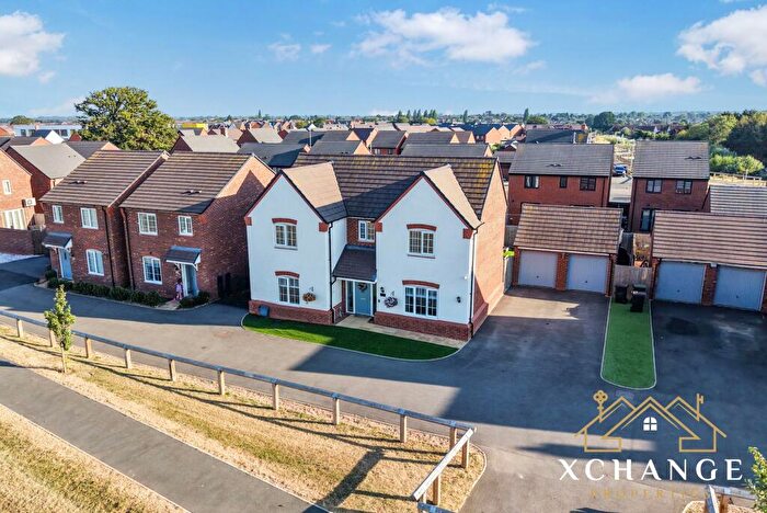 4 Bedroom Detached House For Sale In Windrower Close, Nuneaton, CV11