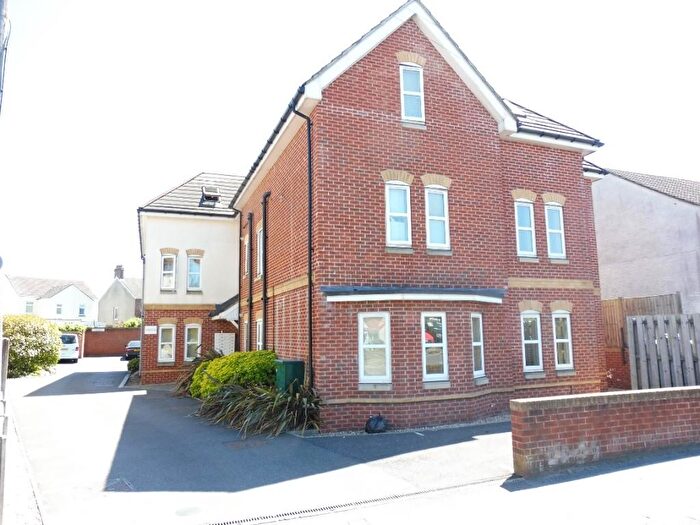 1 Bedroom Flat To Rent In Rooker Court, Ringwood Road, Poole, BH14