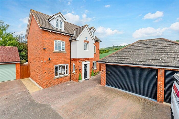 5 Bedroom Detached House For Sale In Oldfield Drive, Wouldham, Rochester, Kent, ME1