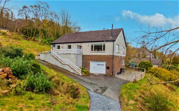 4 Bedroom Detached Bungalow For Sale In Back Road, Clynder, Argyll & Bute, G84