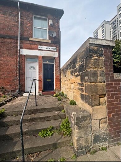 3 Bedroom Flat To Rent In South View West, Newcastle Upon Tyne, NE6