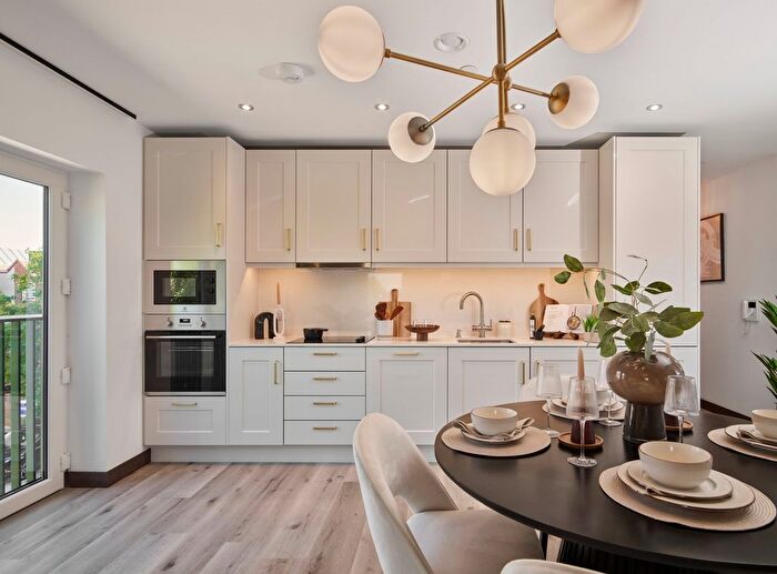 2 Bedroom Flat For Sale In Jasper Whard, Abbey Green Walk, Off Abbey Road, Barking, IG11