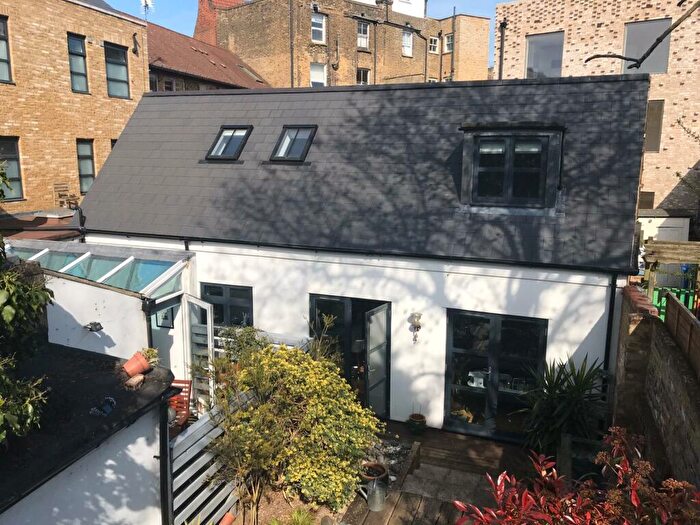 3 Bedroom Cottage For Sale In Tanners Hill, London, SE8