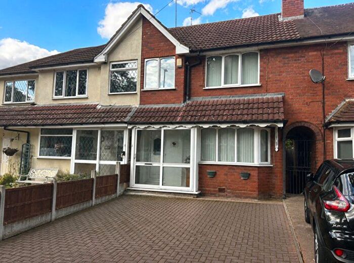 3 Bedroom Terraced House For Sale In Thornbridge Avenue, Great Barr, Birmingham, B42