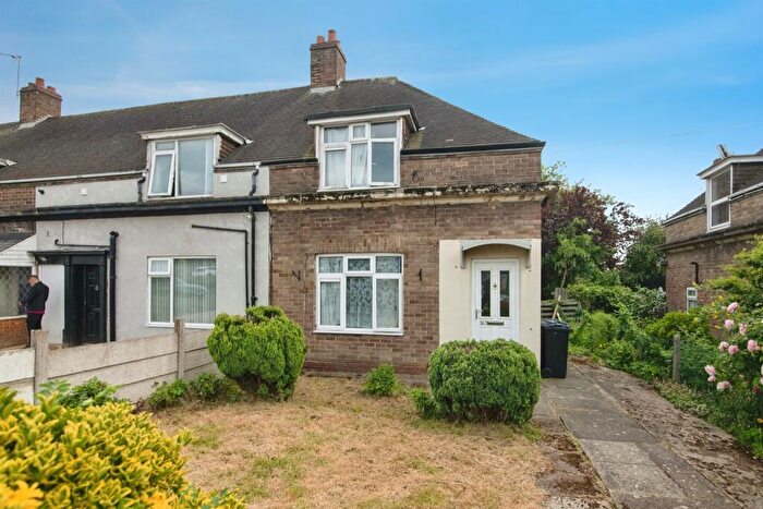 3 Bedroom Semi-Detached House For Sale In College Road, Birmingham, B44