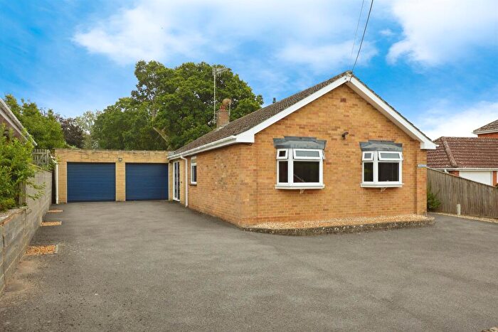 3 Bedroom Detached Bungalow For Sale In Rectory Road, Alderbury, Salisbury, SP5