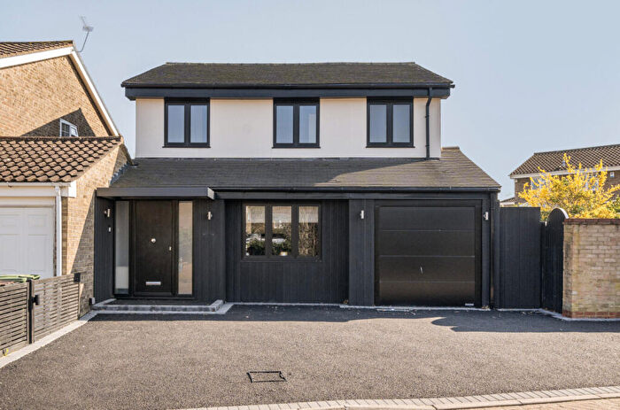 3 Bedroom Detached House For Sale In Greenacres Close, Orpington, Kent, BR6