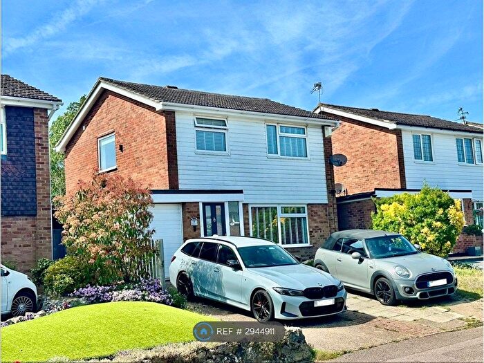 3 Bedroom Detached House To Rent In Mallings Lane, Maidstone, ME14