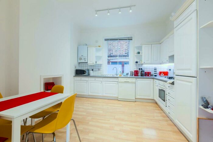 2 Bedroom Flat To Rent In Cloudesley Road, Angel, London, N1