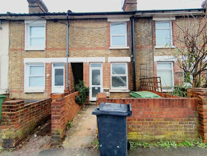 2 Bedroom Property To Rent In Tonbridge Road, Maidstone, ME16
