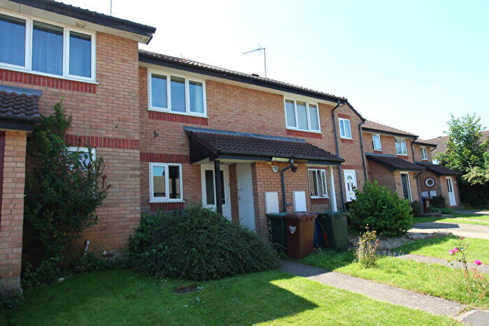 2 Bedroom Terraced House To Rent In Frensham Close, Banbury, Oxon, OX16