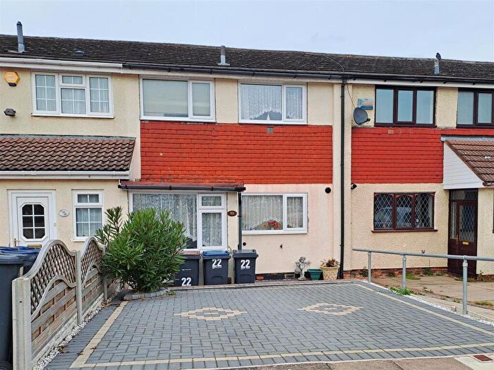 3 Bedroom Terraced House For Sale In Kew Gardens, Stechford, Birmingham, B33
