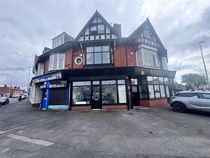1 Bedroom Terraced House For Sale In Hawes Side Lane, Blackpool, FY4