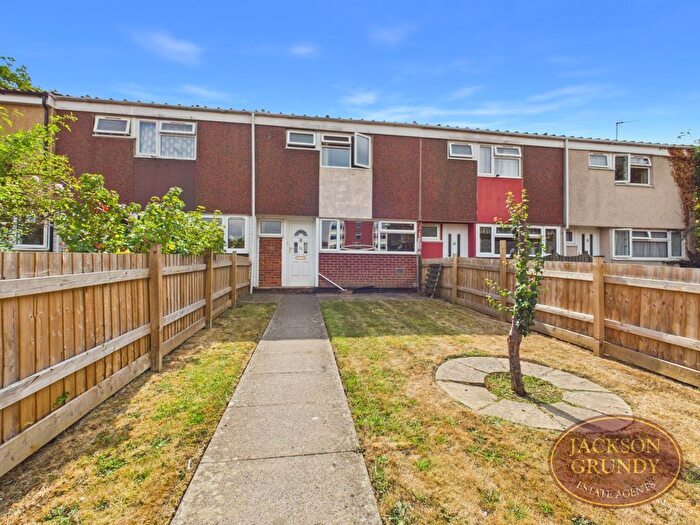 3 Bedroom Terraced House For Sale In Rodney Close, Daventry, NN11