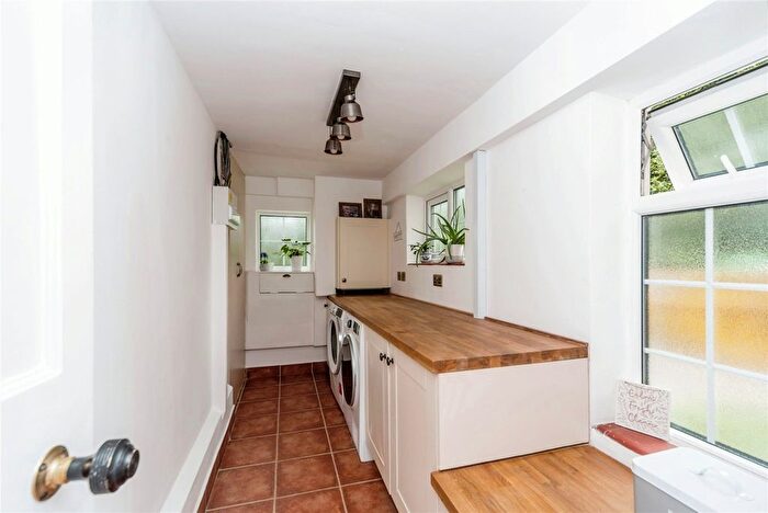 5 Bedroom Detached House For Sale In Day's Lane, Biddenham, Bedford, Bedfordshire, MK40