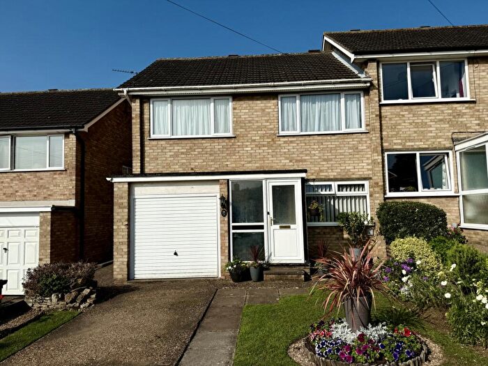 3 Bedroom Semi-Detached House For Sale In Oulton Rise, Parklands, NN3