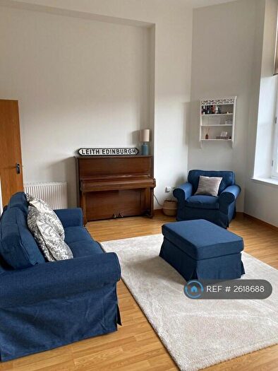 2 Bedroom Flat To Rent In Queen Charlotte Street, Edinburgh, EH6