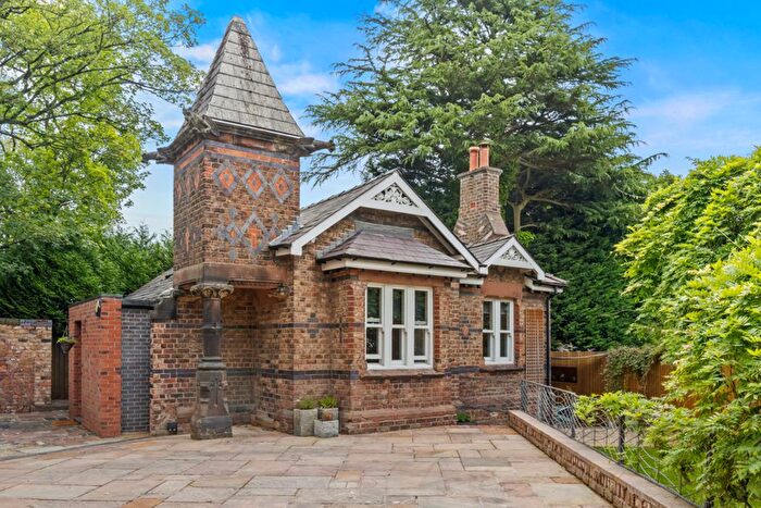 3 Bedroom Detached House For Sale In Acrefield Road, Liverpool, L25