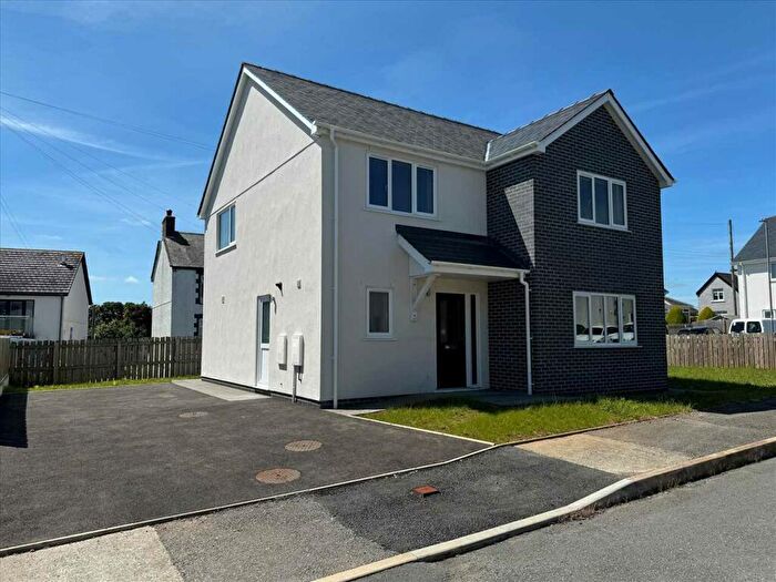 4 Bedroom Detached House For Sale In Llanfair Pg, LL61