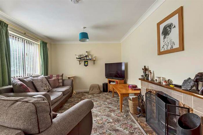 3 Bedroom Detached Bungalow For Sale In 63 Station Road, Nafferton, Driffield, YO25