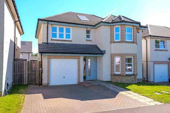 4 Bedroom Detached House For Sale In James Young Avenue, Uphall Station, EH54