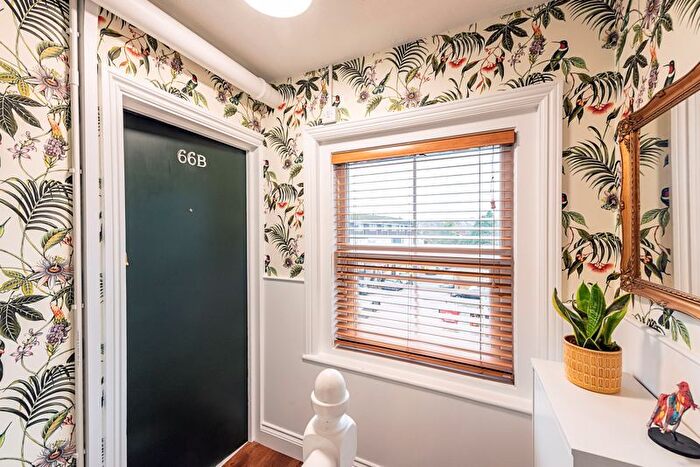 Studio To Rent In Western Road, Tring, HP23