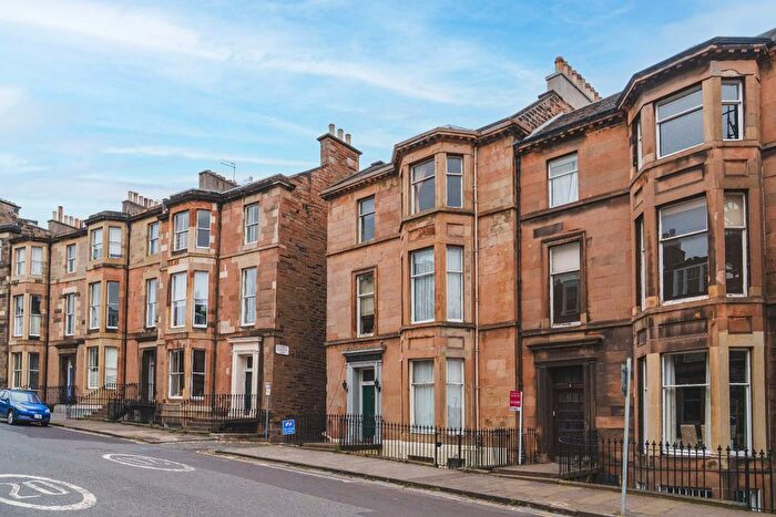 2 Bedroom Flat For Sale In / Rosebery Crescent, Edinburgh, EH12
