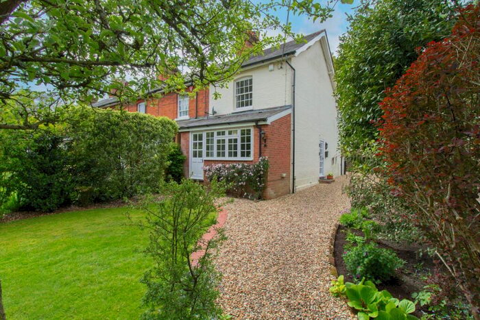 2 Bedroom Cottage To Rent In Cedar Terrace, Thackhams Lane, Hartley Wintney, Hook, RG27