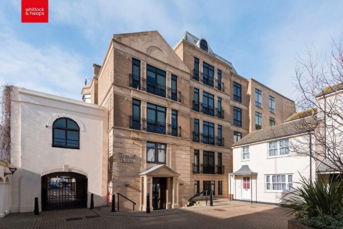 1 Bedroom Flat For Sale In Russell House, Russell Mews, Brighton, BN1