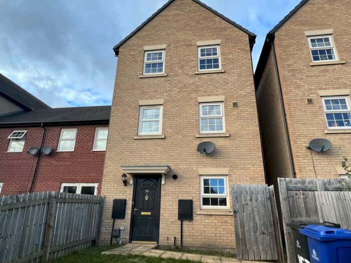 2 Bedroom Terraced House To Rent In Comelybank Drive, S64