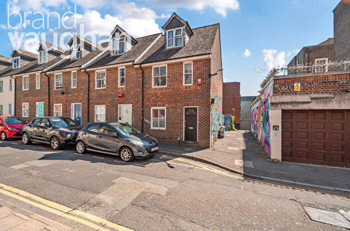 3 Bedroom End Of Terrace House To Rent In Portland Street, Brighton, BN1